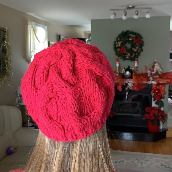 Pink Beret and Scarf Set - Picture 2 of 6